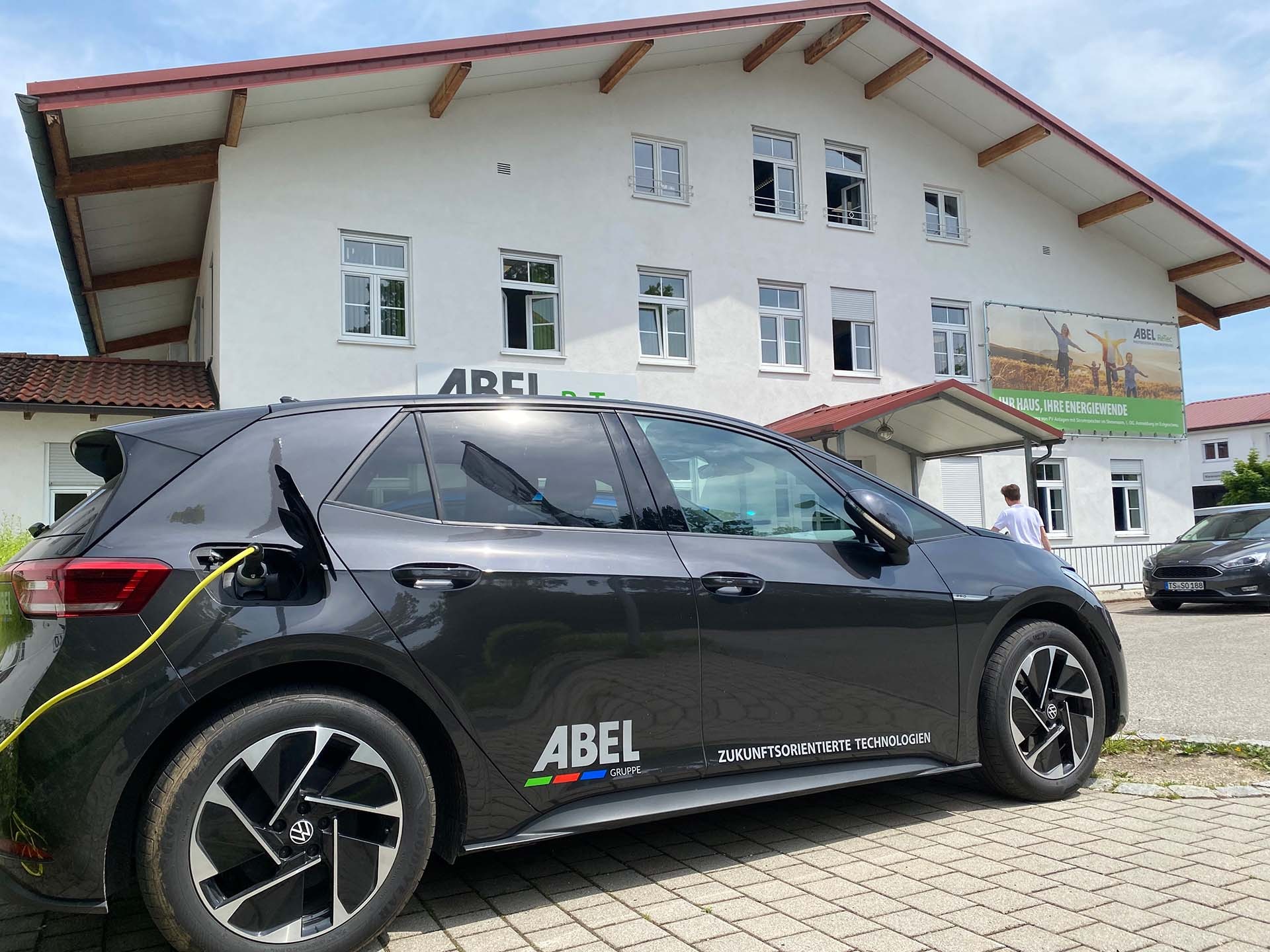 E Mobility Fr Gewerbe Abel Retec