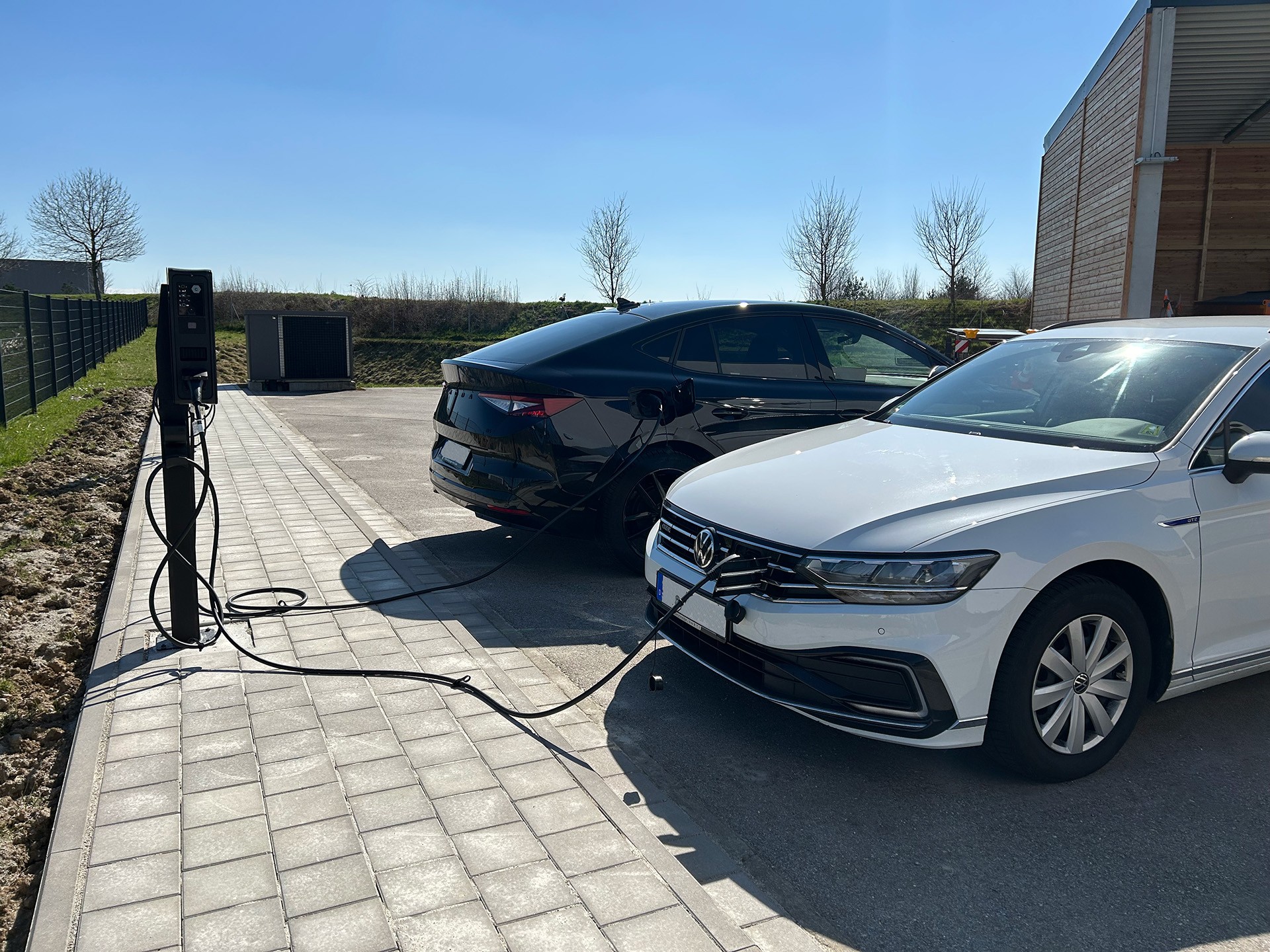 ABEL ReTec Referenz Isental Autobahn Ladestation f e Furhpark 5251