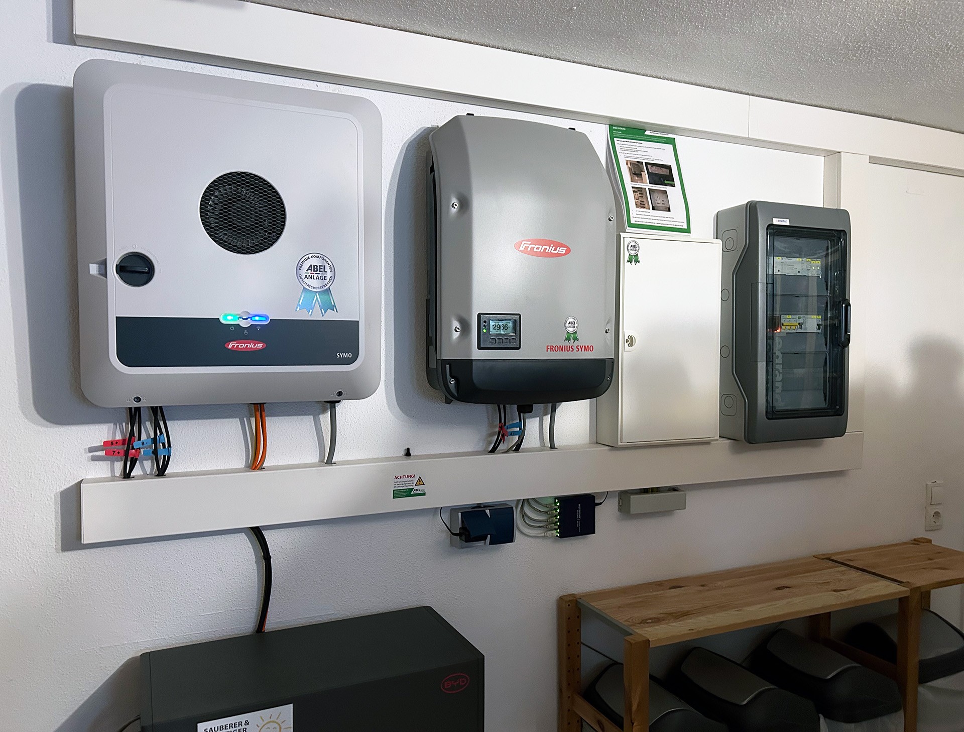 Referenzkunde Roland G. Fridolfing Technikraum quer